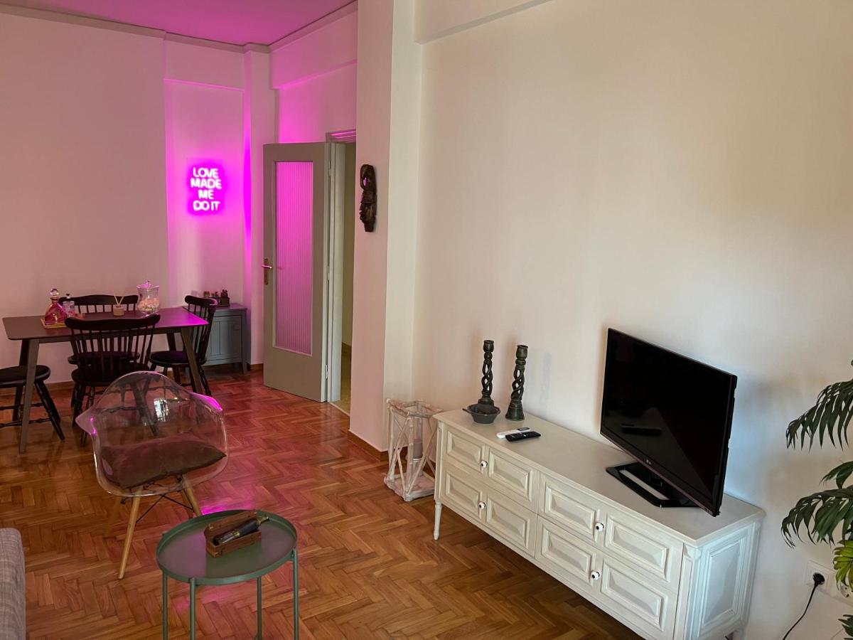 Comfortable 2-Bedroom Apartment Near City Center 100M From Metro Atena Exterior foto