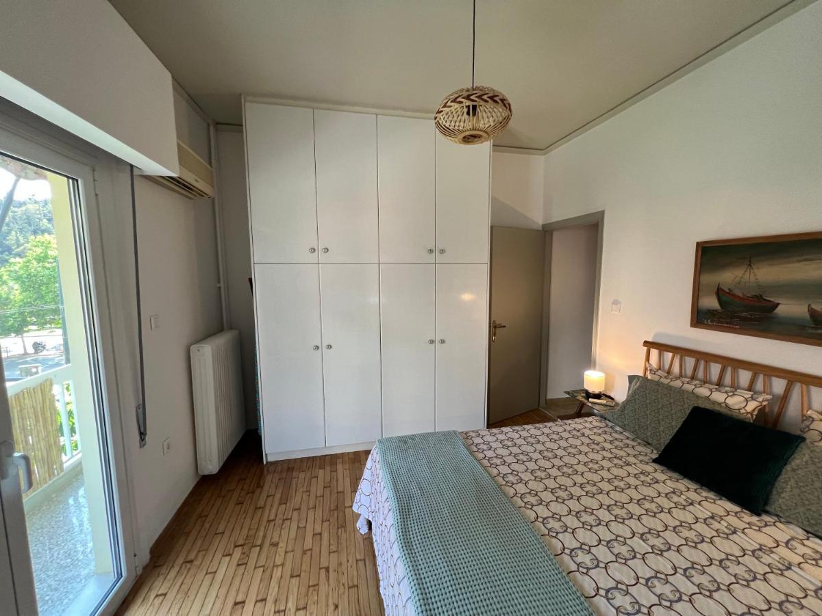 Comfortable 2-Bedroom Apartment Near City Center 100M From Metro Atena Exterior foto