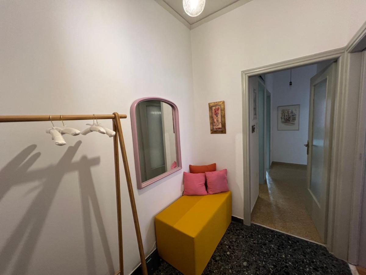 Comfortable 2-Bedroom Apartment Near City Center 100M From Metro Atena Exterior foto