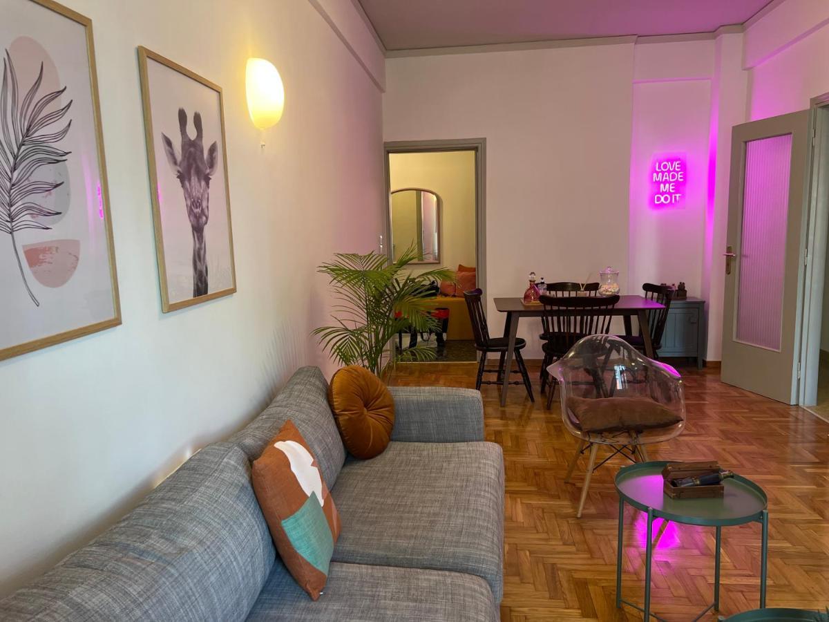 Comfortable 2-Bedroom Apartment Near City Center 100M From Metro Atena Exterior foto